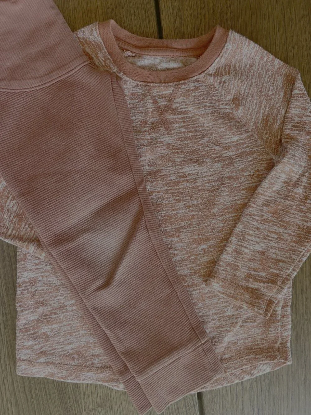 Kids 4T 4-Piece Outfit Bundle – 2 Complete Jogger Sets